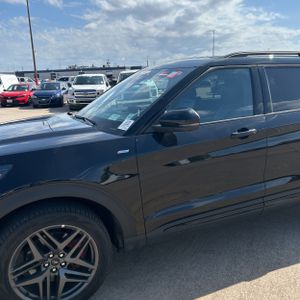 FORD EXPLORER ST-LINE - 2