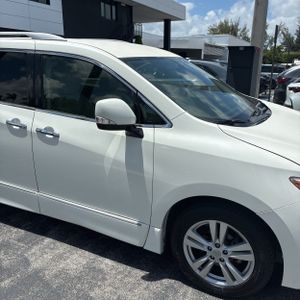 2015 Nissan QUEST SL — миниатюра 13