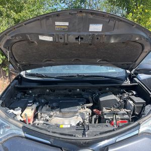 2017 Toyota RAV4 XLE — миниатюра 46