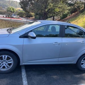 CHEVROLET SONIC LT AUTO - 4
