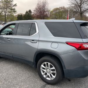 CHEVROLET TRAVERSE LS - 6