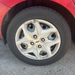 صورة مصغرة 19 لـ 2011 FORD FIESTA SE