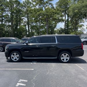 2015 Chevrolet SUBURBAN LTZ 照片 3