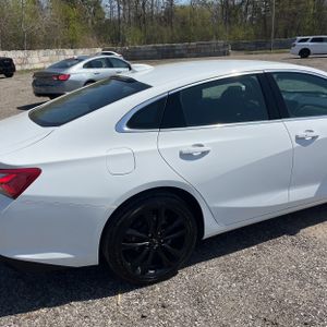 CHEVROLET MALIBU 1LT - 9