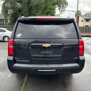 CHEVROLET SUBURBAN LT - 7