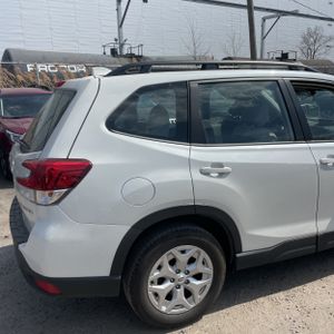 SUBARU FORESTER BASE - 9
