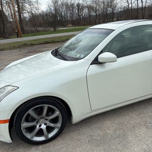 INFINITI G35 - 2