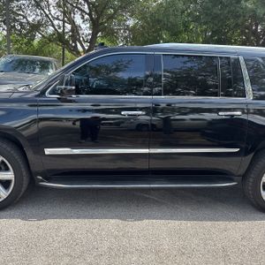 CADILLAC ESCALADE ESV LUXURY - 4
