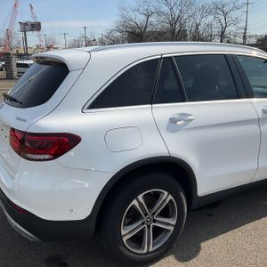 MERCEDES-BENZ GLC - 9