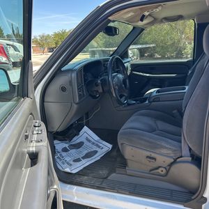 صورة مصغرة 31 لـ 2005 Chevrolet SILVERADO 1500 LS