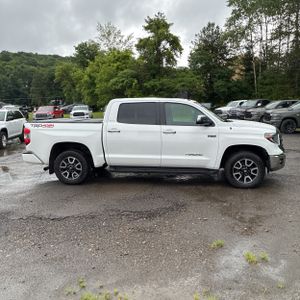 2019 Toyota TUNDRA LIMITED photo 10