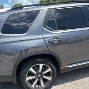صورة 9 لـ 2023 Honda PILOT TOURING