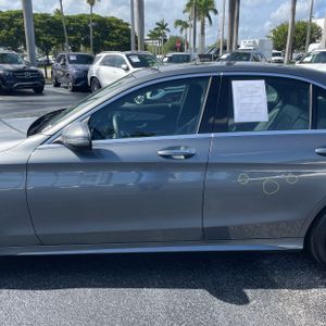 2020 Mercedes-BENZ C-CLASS photo 4