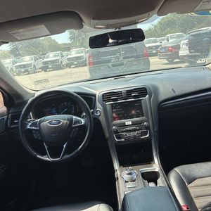 صورة مصغرة 35 لـ 2018 FORD FUSION SE