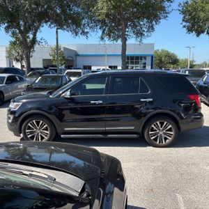FORD EXPLORER PLATINUM - 3