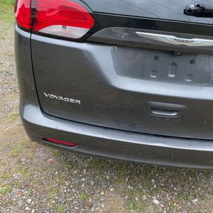 2021 Chrysler VOYAGER LXI 缩略图 23