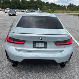 صورة 7 لـ 2023 BMW 3 SERIES 330I