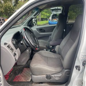 2001 FORD ESCAPE XLT — фото 32