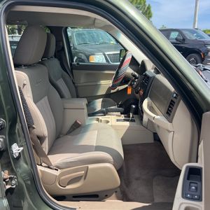 2009 JEEP LIBERTY SPORT 缩略图 32