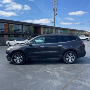 CHEVROLET TRAVERSE LT - 3