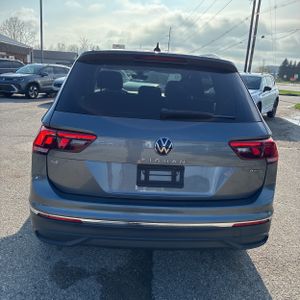 VOLKSWAGEN TIGUAN SE 4MOTION - 7