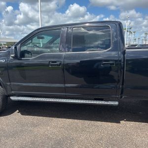 FORD F-150 XLT - 4