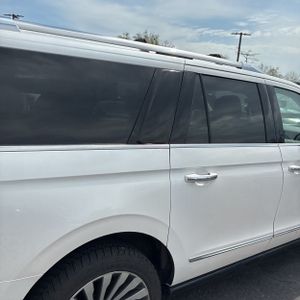 LINCOLN NAVIGATOR L RESERVE - 9