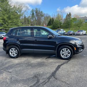 VOLKSWAGEN TIGUAN SE 4MOTION - 10