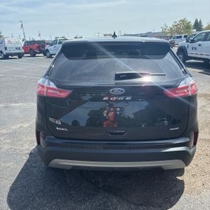 FORD EDGE SEL - 7