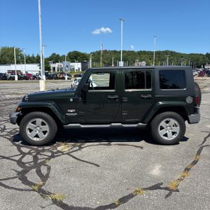 صورة 3 لـ 2011 JEEP WRANGLER UNLIMITED SAHARA