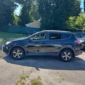 2016 Toyota RAV4 XLE 照片 3