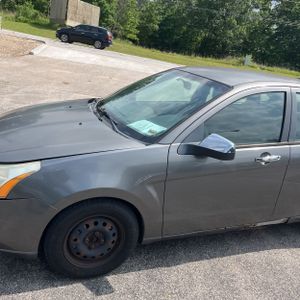 FORD FOCUS SE - 2
