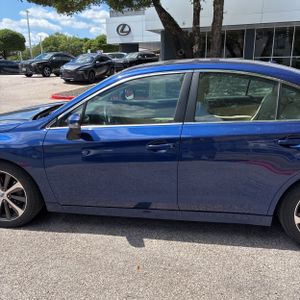 SUBARU LEGACY 3.6R LIMITED - 3