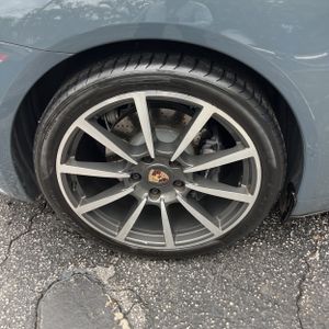 2017 Porsche 911 CARRERA — миниатюра 19