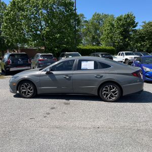 HYUNDAI SONATA SEL - 3