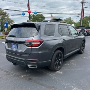 صورة 8 لـ 2025 Honda PILOT BLACK EDITION