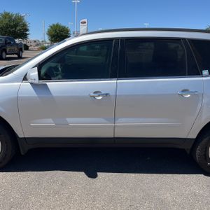 CHEVROLET TRAVERSE LT - 4