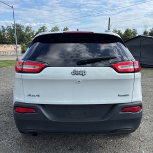 2016 JEEP CHEROKEE LATITUDE photo 7