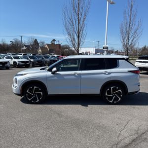 MITSUBISHI OUTLANDER SE 2.5 S-AWC - 3