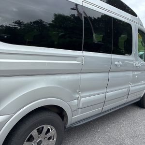 FORD TRANSIT 150 - 9