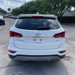 HYUNDAI SANTA FE SPORT 2.4L - 7