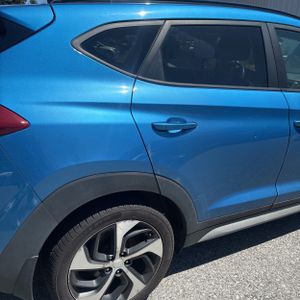 HYUNDAI TUCSON - 9