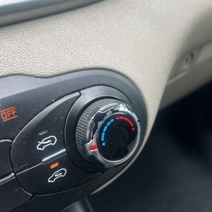 صورة مصغرة 75 لـ 2019 KIA SORENTO LX
