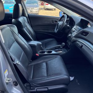 2014 Acura ILX 2.0L 照片 30