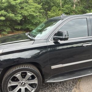 2018 Cadillac ESCALADE LUXURY 照片 2