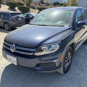 2012 Volkswagen TIGUAN S 照片 60