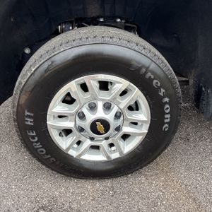 2025 Chevrolet SILVERADO 2500HD LT 缩略图 15