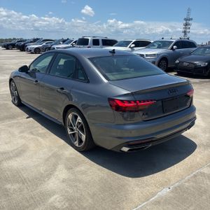 صورة 5 لـ 2021 AUDI A4 S LINE PREMIUM PLUS