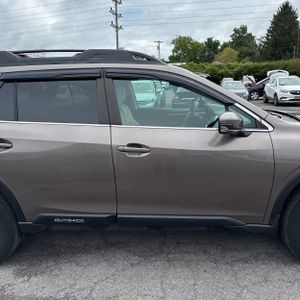 2021 Subaru OUTBACK PREMIUM — миниатюра 11