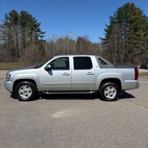 CHEVROLET AVALANCHE LT - 3